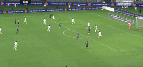 半场战报：尤文0-1国米，迪马尔科破门，博尼献助攻