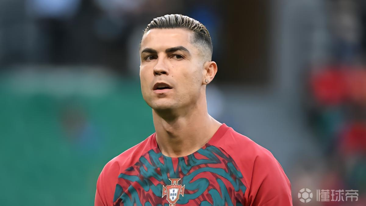 伊布：C罗不应离开葡萄牙队，他不应让自负毁掉自己职业遗产